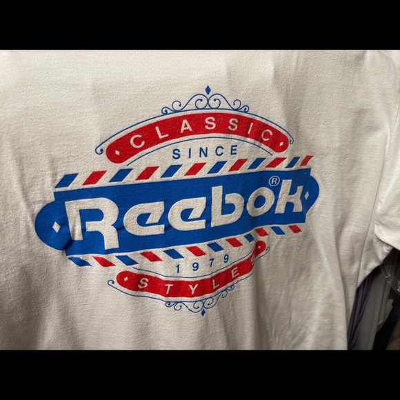 Vintage Reebok size XL US t shirt - Picture 2 of 5
